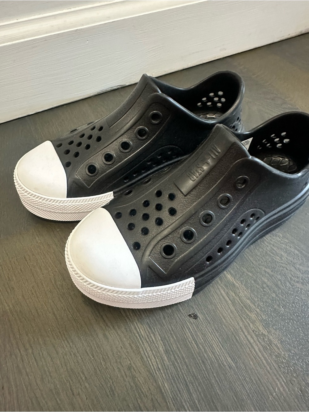 Converse summer shoe, new